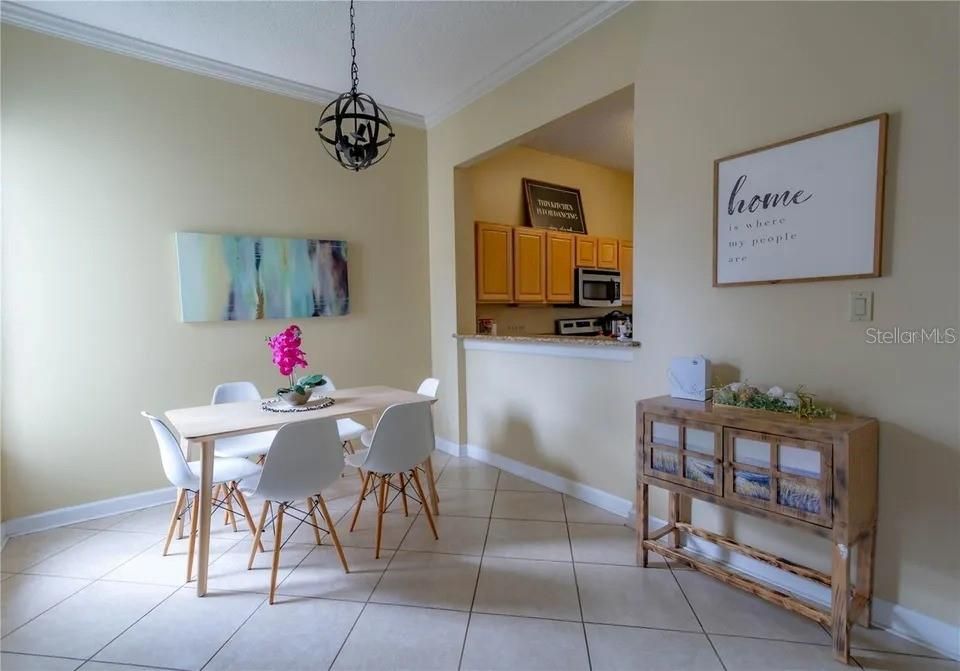 For Sale: $439,000 (3 beds, 2 baths, 1501 Square Feet)