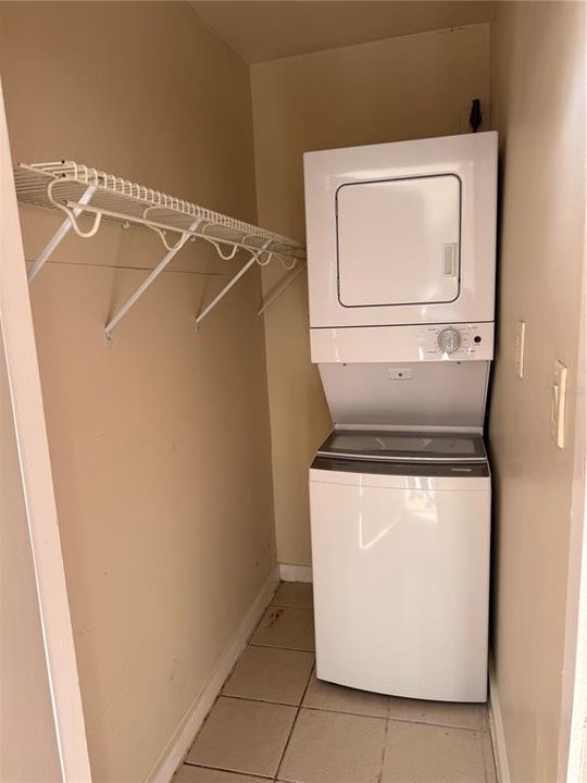 For Sale: $140,000 (2 beds, 1 baths, 800 Square Feet)