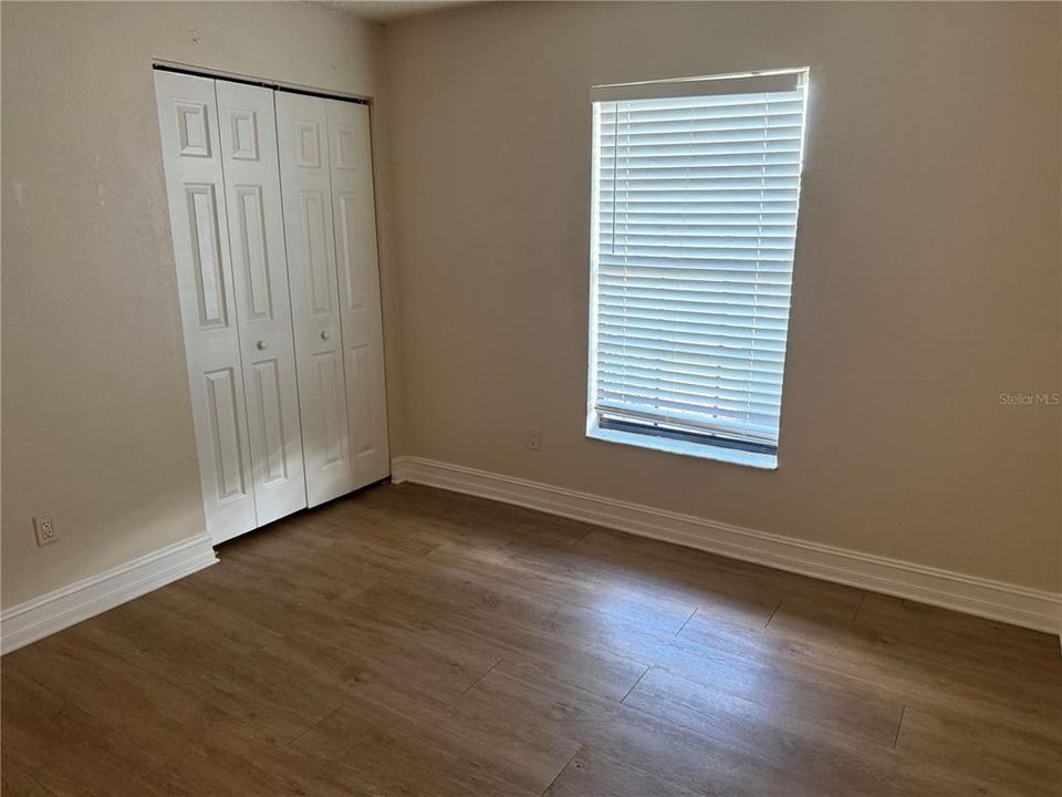 For Sale: $140,000 (2 beds, 1 baths, 800 Square Feet)