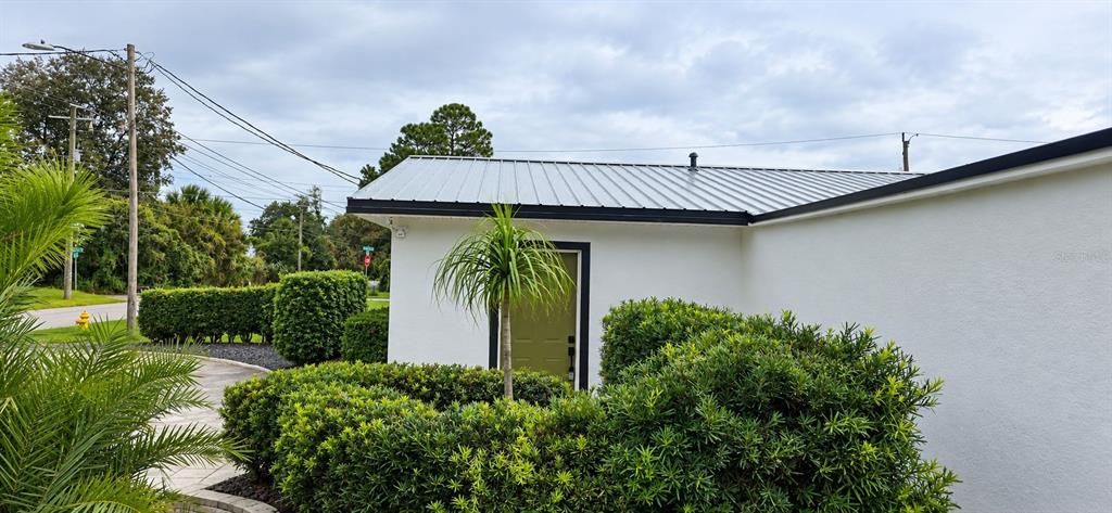 Active With Contract: $284,800 (4 beds, 2 baths, 1392 Square Feet)