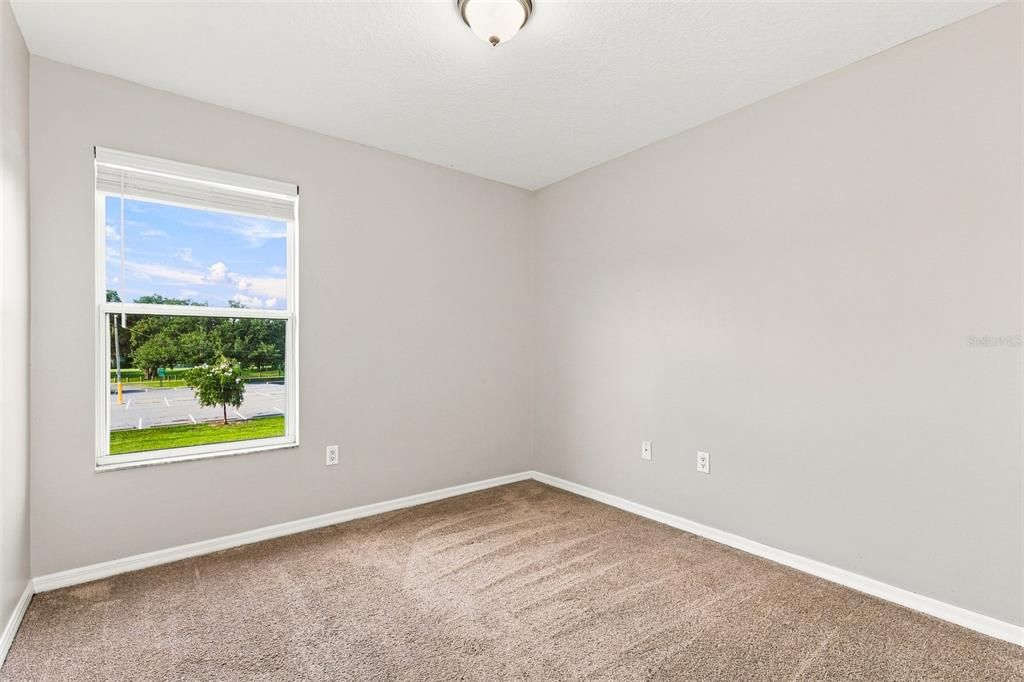 For Sale: $345,000 (3 beds, 2 baths, 1596 Square Feet)