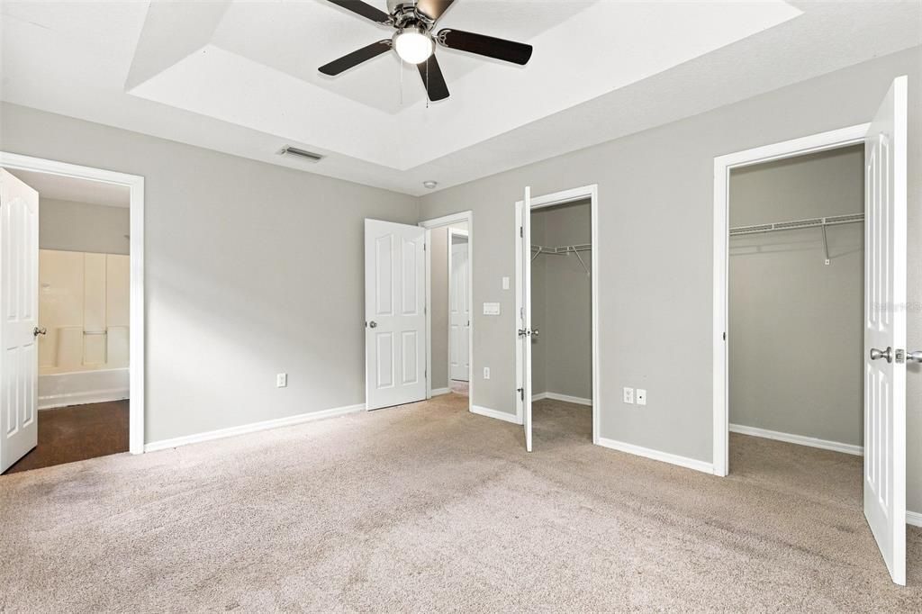 For Sale: $345,000 (3 beds, 2 baths, 1596 Square Feet)