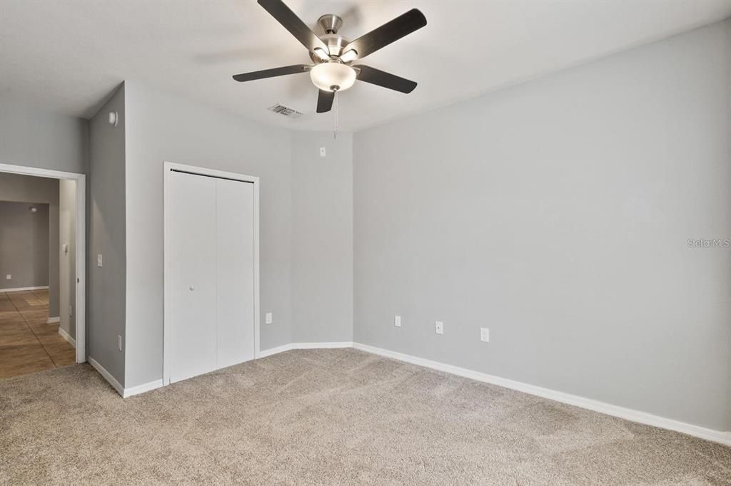 В аренду: $1,795 (2 спален, 2 ванн, 1242 Квадратных фут)