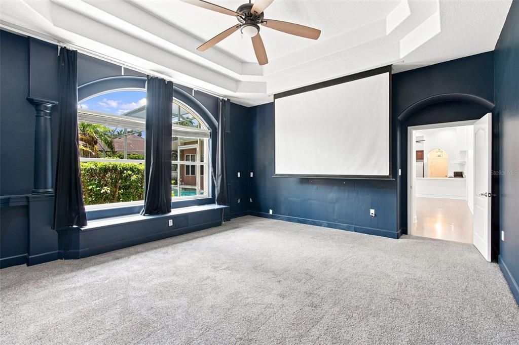 En Venta: $980,000 (4 camas, 4 baños, 3400 Pies cuadrados)