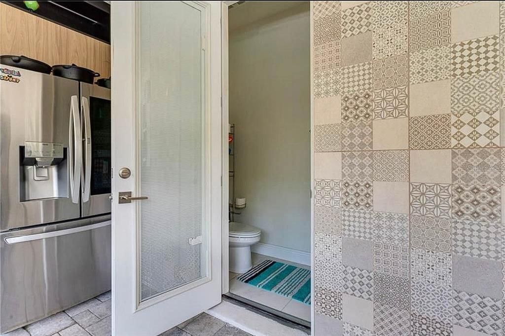 For Sale: $1,550,000 (5 beds, 4 baths, 3671 Square Feet)