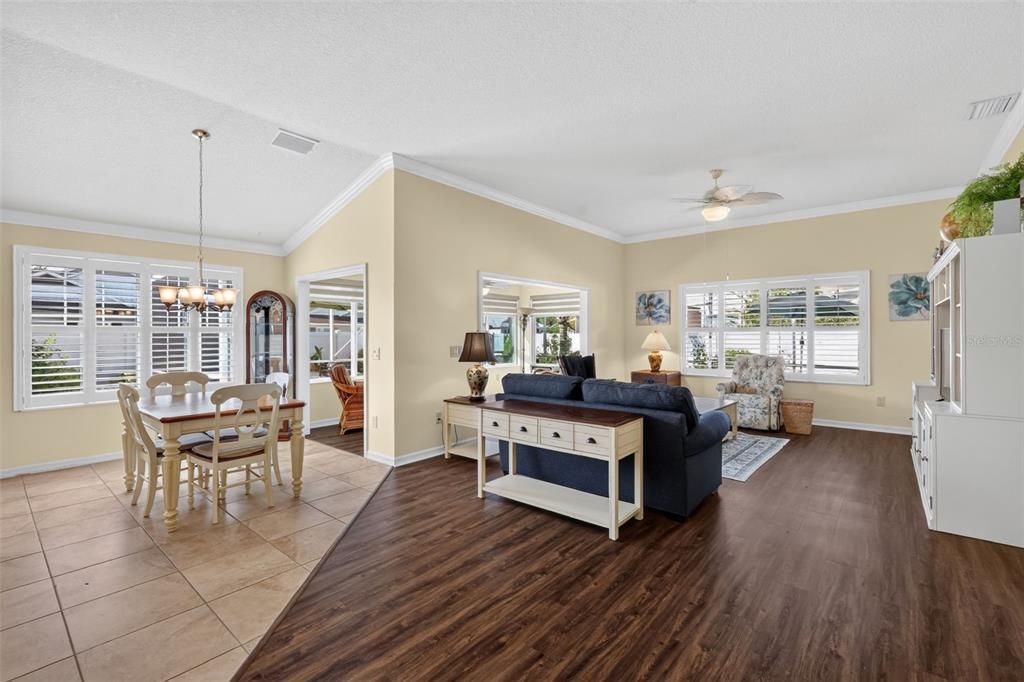 For Sale: $420,000 (3 beds, 2 baths, 1740 Square Feet)