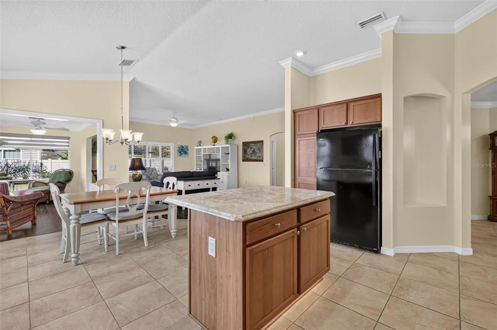 For Sale: $420,000 (3 beds, 2 baths, 1740 Square Feet)