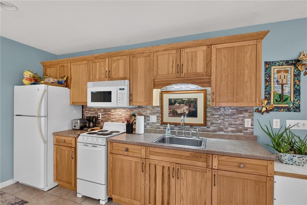 For Sale: $495,000 (4 beds, 3 baths, 1985 Square Feet)