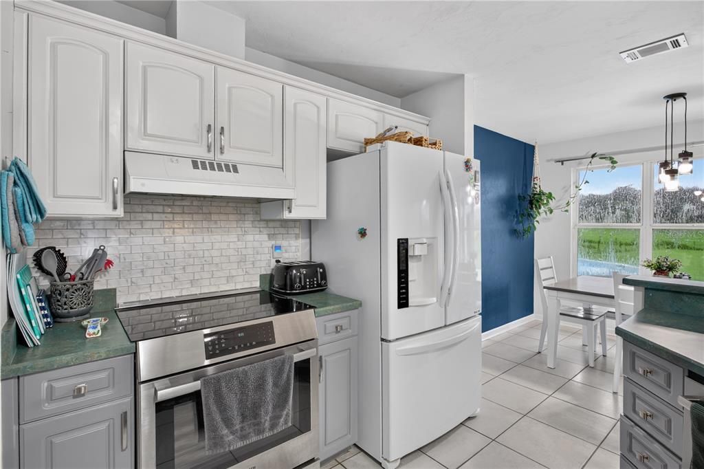 For Sale: $495,000 (4 beds, 3 baths, 1985 Square Feet)