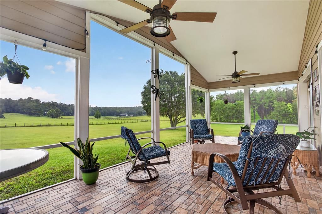For Sale: $495,000 (4 beds, 3 baths, 1985 Square Feet)
