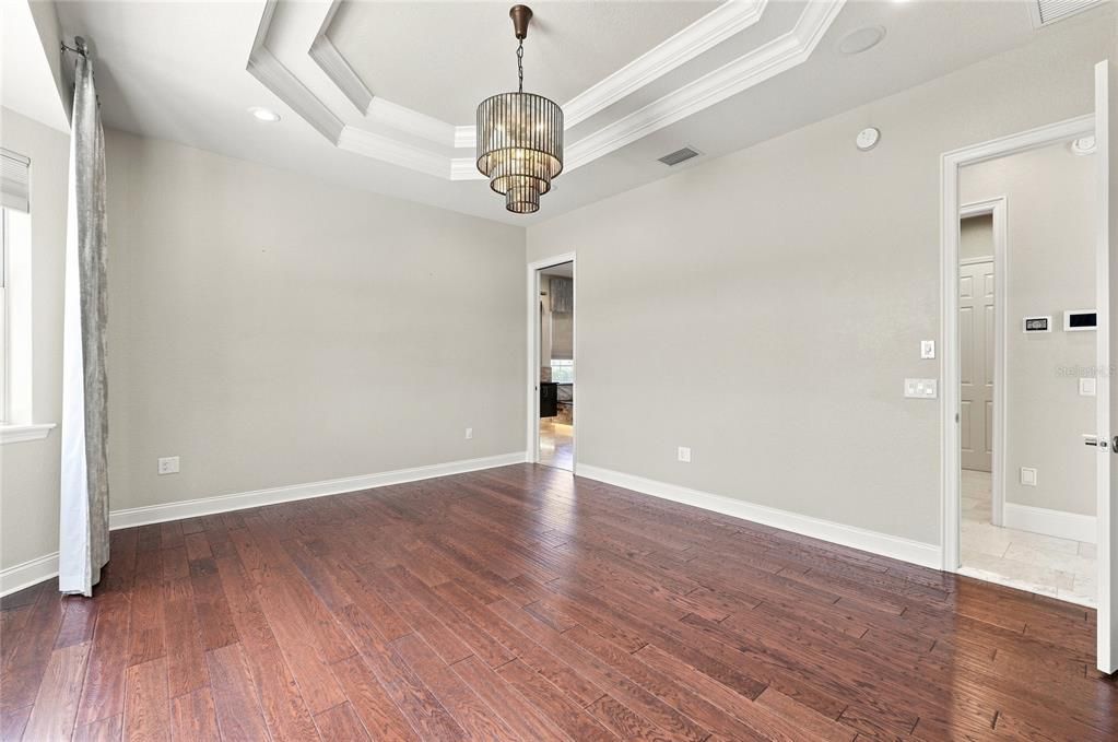 For Sale: $699,000 (4 beds, 3 baths, 2511 Square Feet)