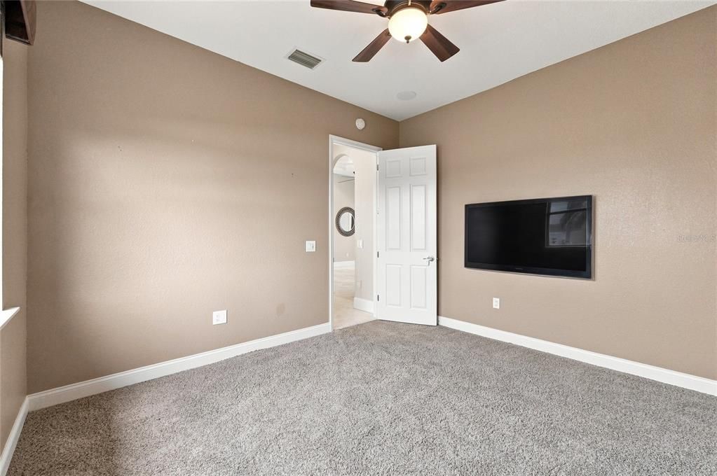 For Sale: $699,000 (4 beds, 3 baths, 2511 Square Feet)