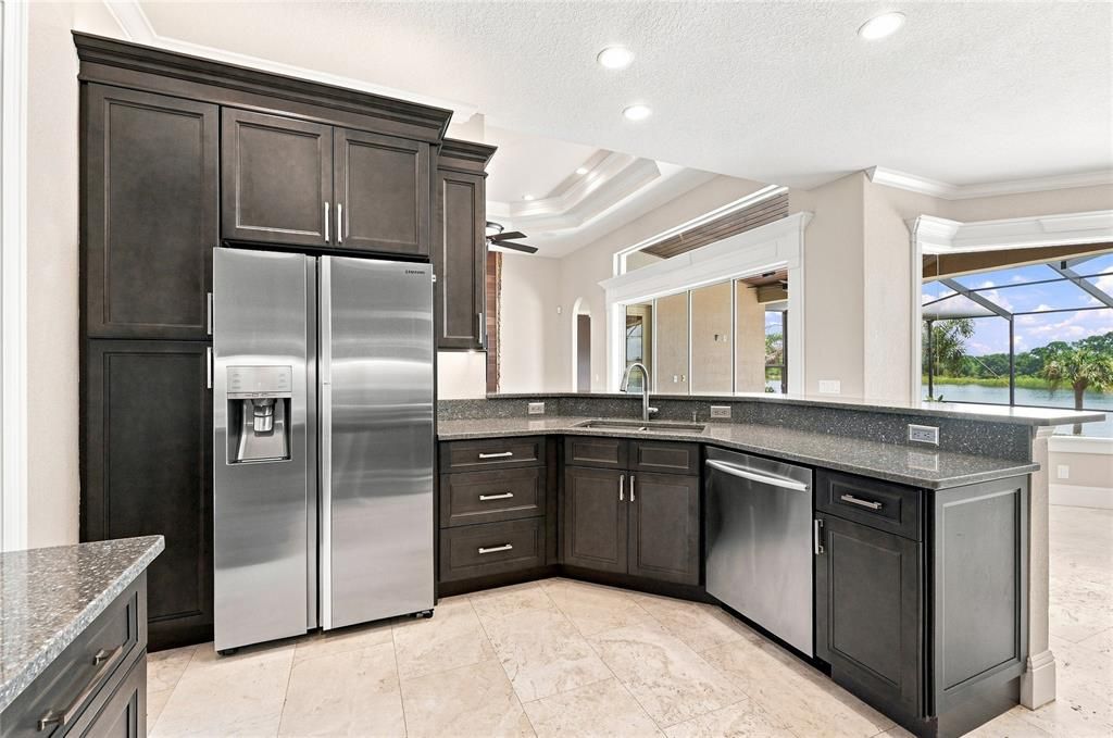 For Sale: $699,000 (4 beds, 3 baths, 2511 Square Feet)