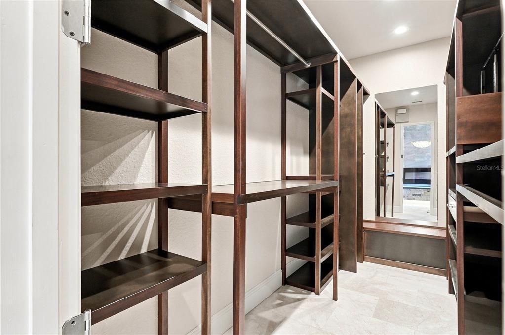 For Sale: $699,000 (4 beds, 3 baths, 2511 Square Feet)