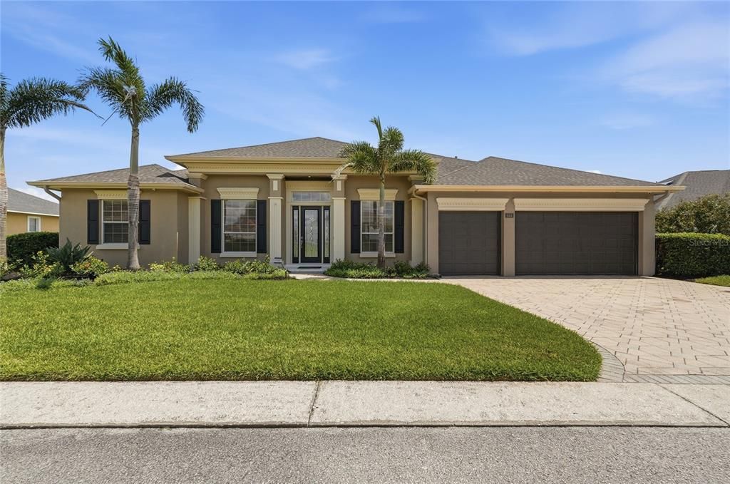 For Sale: $699,000 (4 beds, 3 baths, 2511 Square Feet)