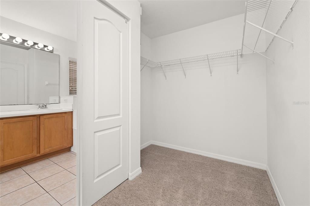 En Renta: $2,400 (4 camas, 3 baños, 1844 Pies cuadrados)