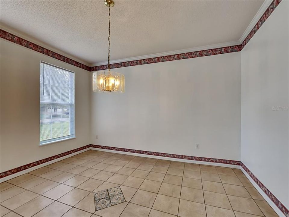 В аренду: $2,350 (4 спален, 2 ванн, 2147 Квадратных фут)