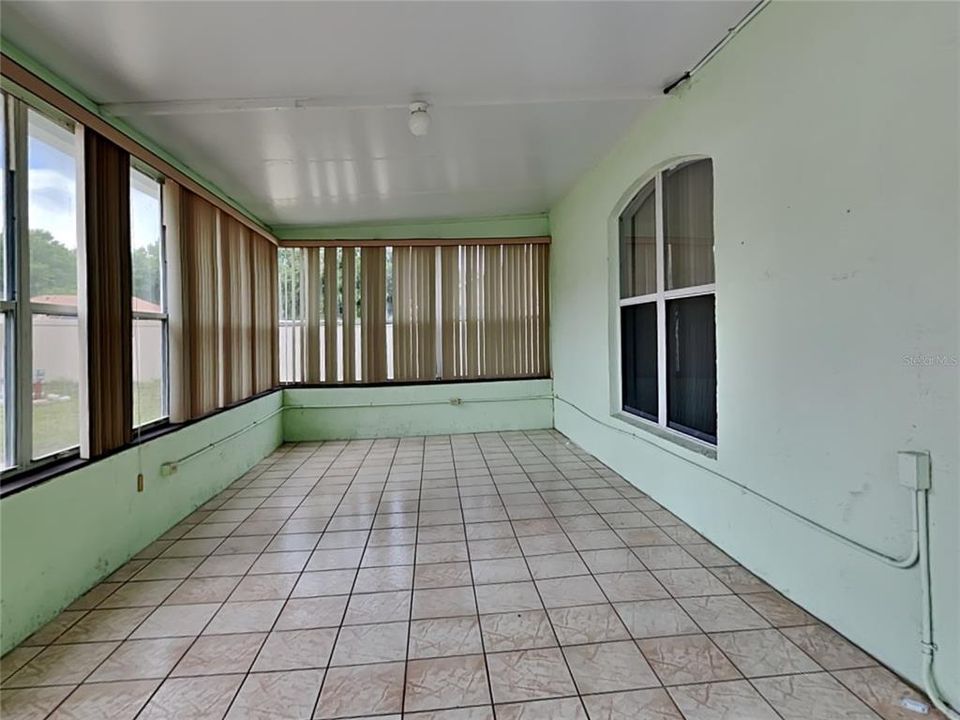 В аренду: $2,350 (4 спален, 2 ванн, 2147 Квадратных фут)