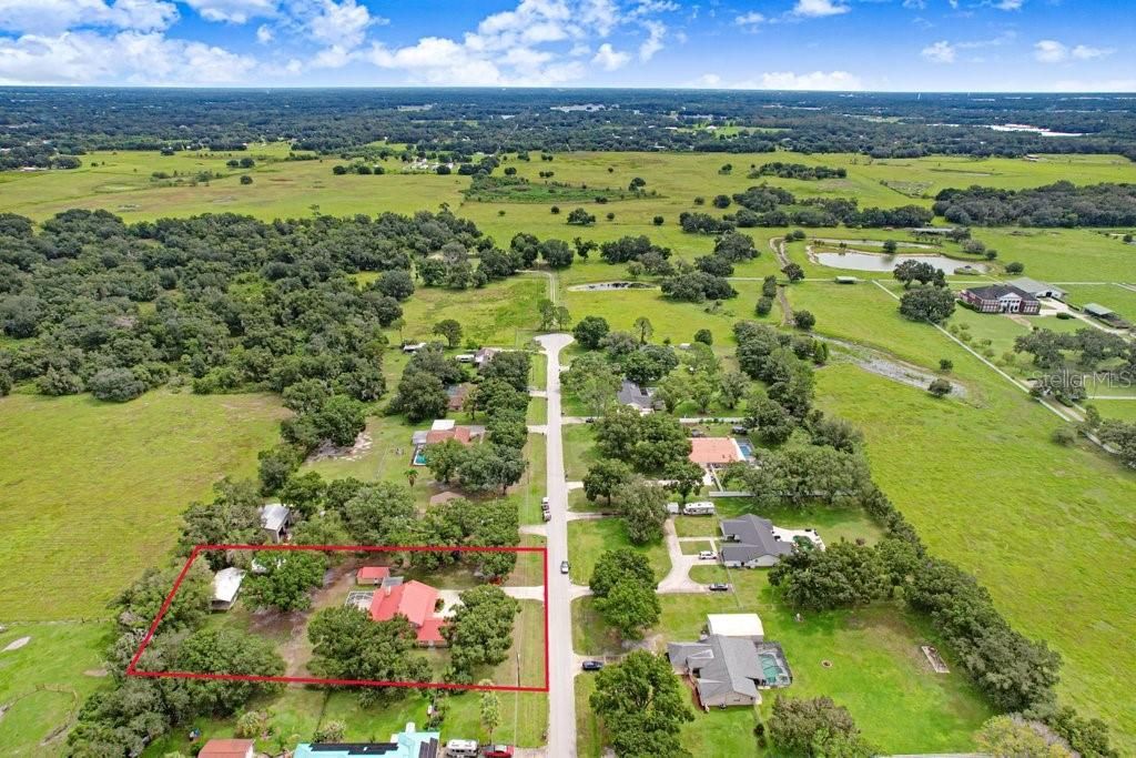 En Venta: $695,000 (4 camas, 2 baños, 3754 Pies cuadrados)