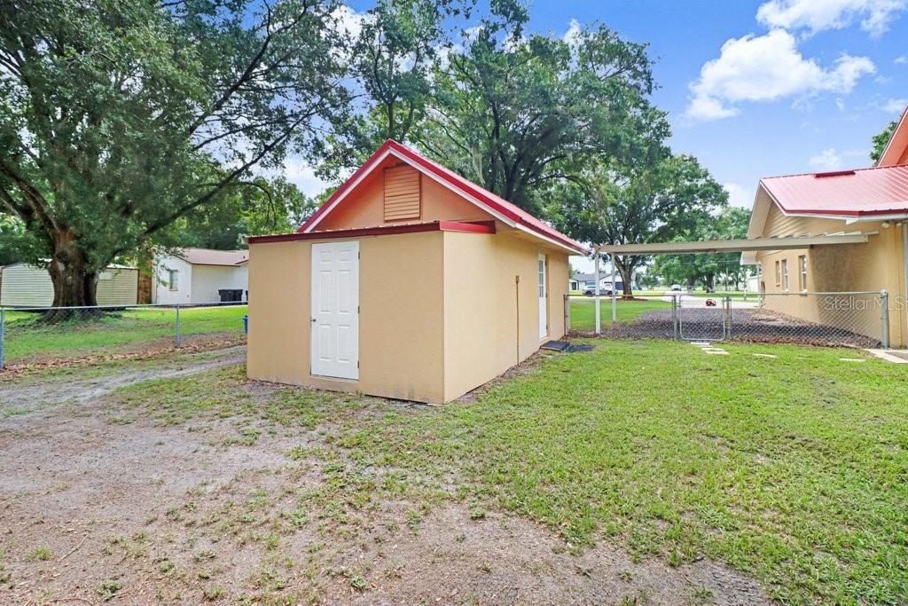 En Venta: $695,000 (4 camas, 2 baños, 3754 Pies cuadrados)