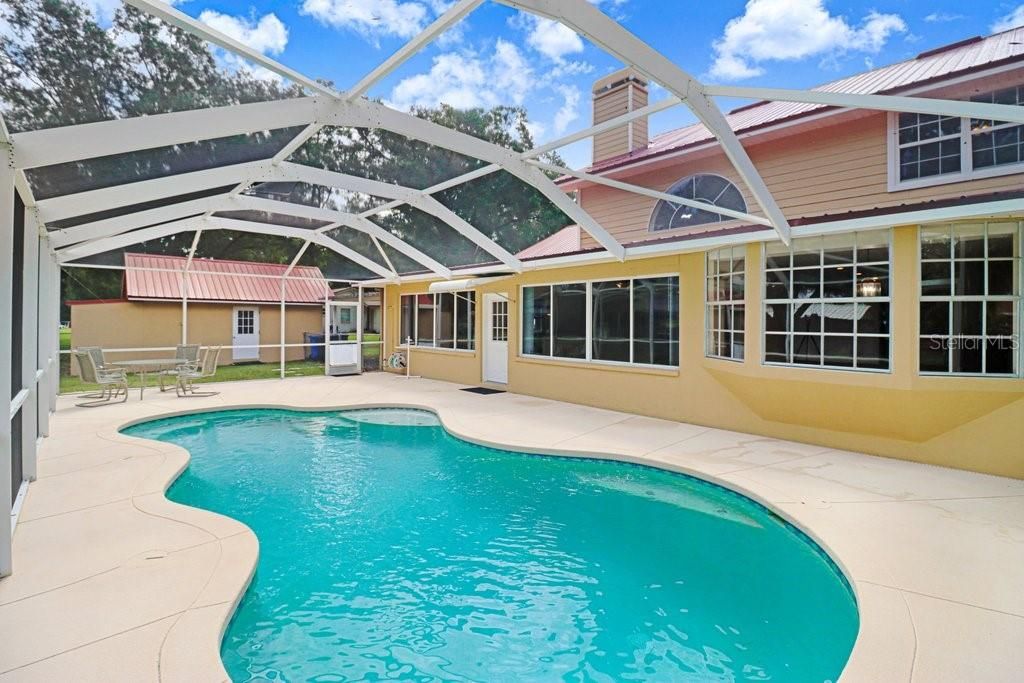 En Venta: $695,000 (4 camas, 2 baños, 3754 Pies cuadrados)
