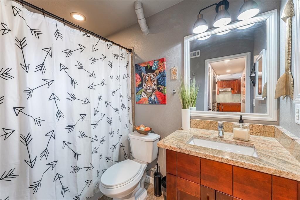 For Rent: $1,700 (2 beds, 2 baths, 1068 Square Feet)