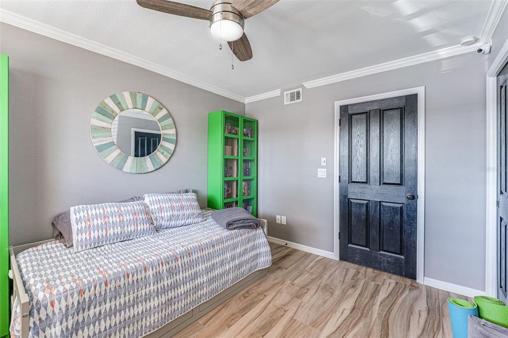 For Rent: $1,700 (2 beds, 2 baths, 1068 Square Feet)