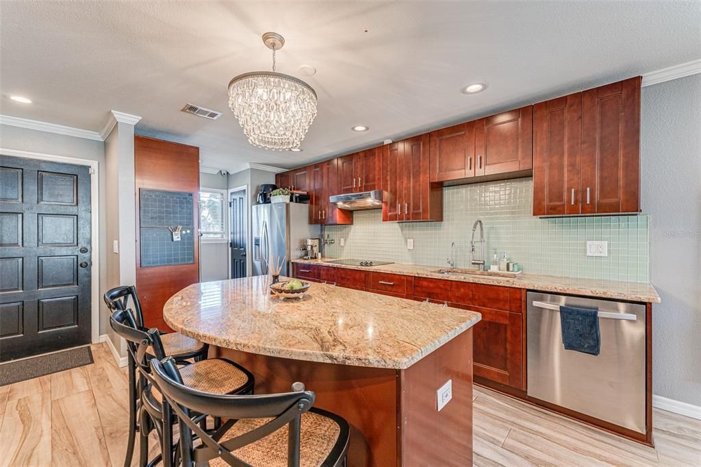 For Rent: $1,700 (2 beds, 2 baths, 1068 Square Feet)