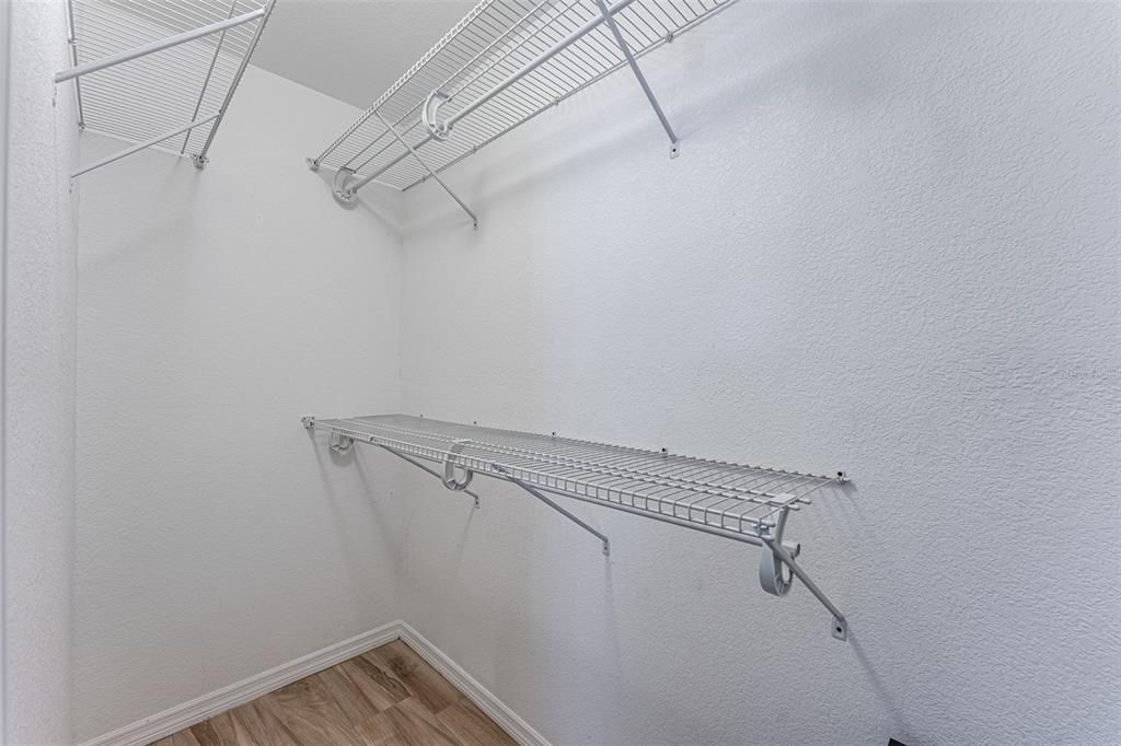 For Rent: $1,700 (2 beds, 2 baths, 1068 Square Feet)
