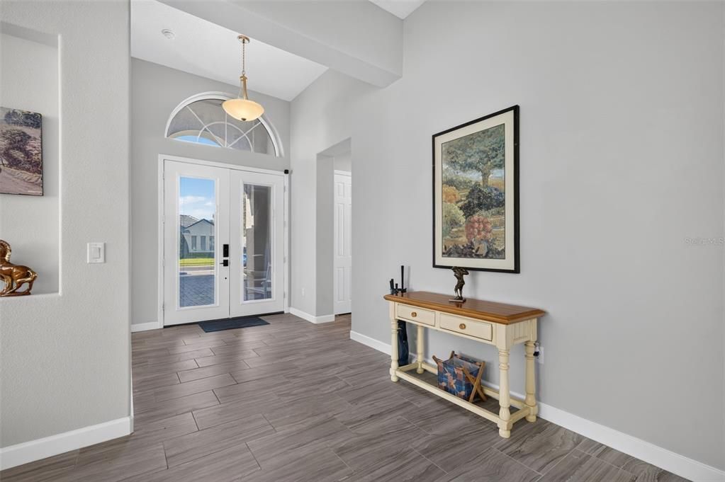 For Sale: $740,000 (4 beds, 3 baths, 2561 Square Feet)