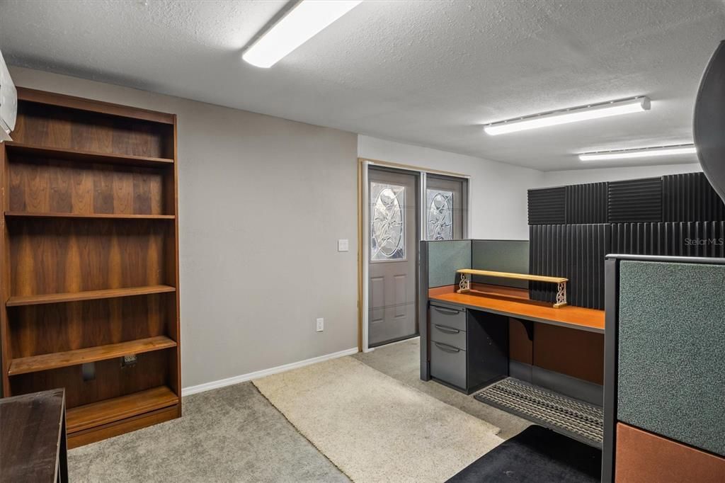 For Sale: $198,000 (2 beds, 2 baths, 1856 Square Feet)
