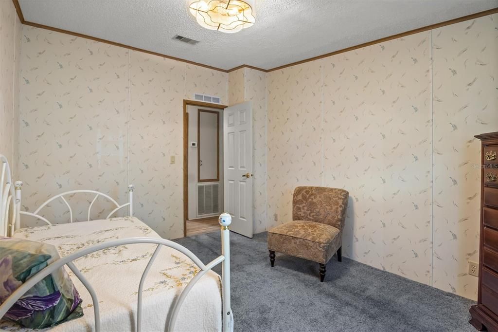 For Sale: $198,000 (2 beds, 2 baths, 1856 Square Feet)
