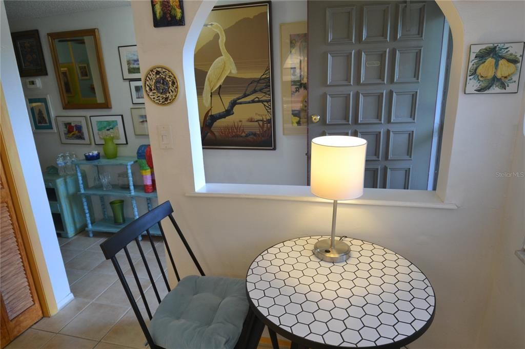 For Rent: $2,400 (2 beds, 2 baths, 1094 Square Feet)