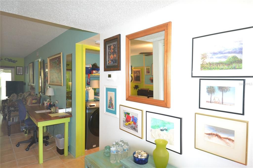 For Rent: $2,400 (2 beds, 2 baths, 1094 Square Feet)