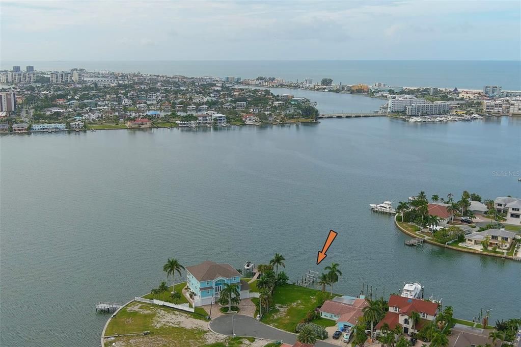 For Sale: $1,250,000 (0.18 acres)