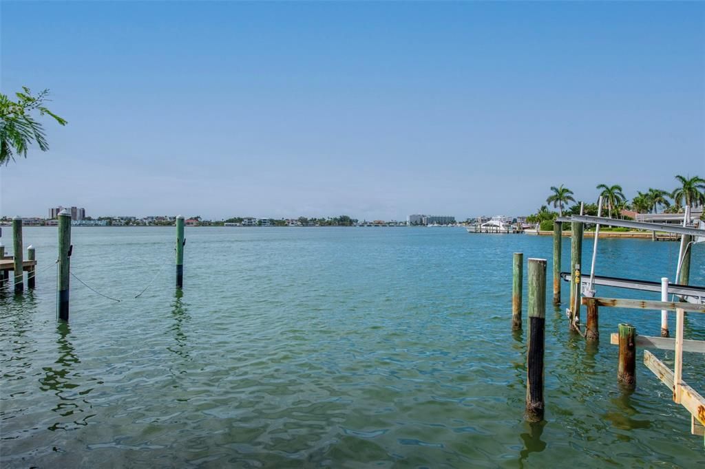 For Sale: $1,250,000 (0.18 acres)