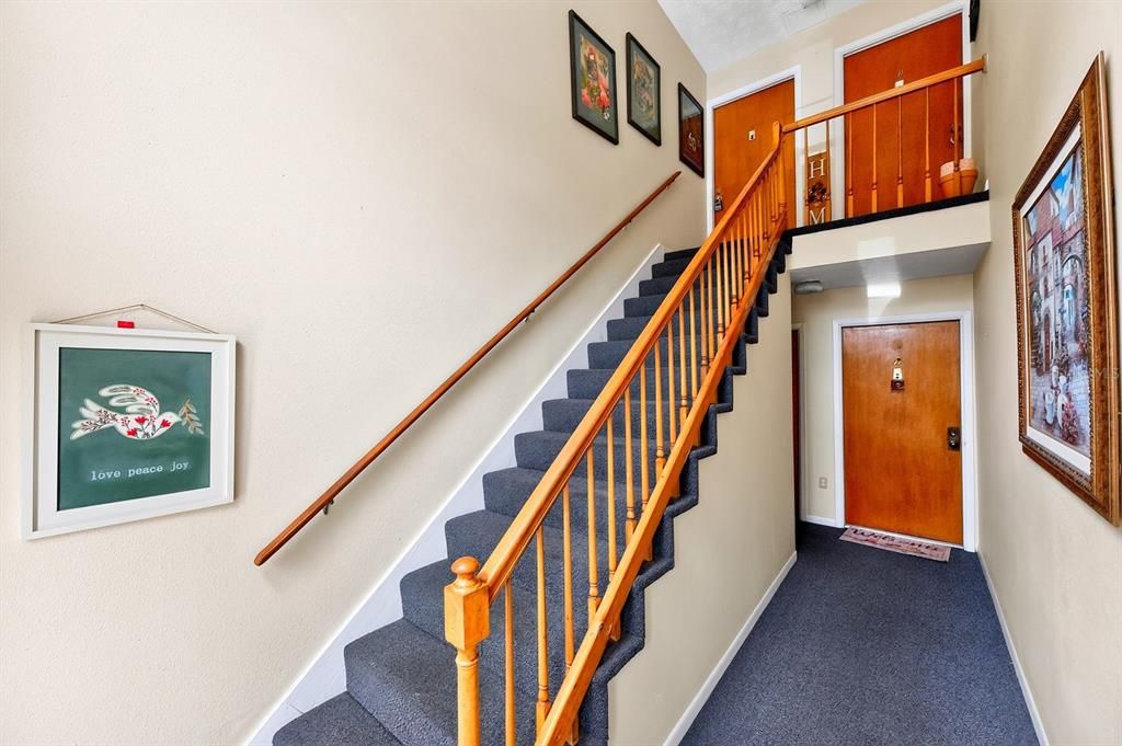 For Sale: $159,999 (2 beds, 1 baths, 1000 Square Feet)