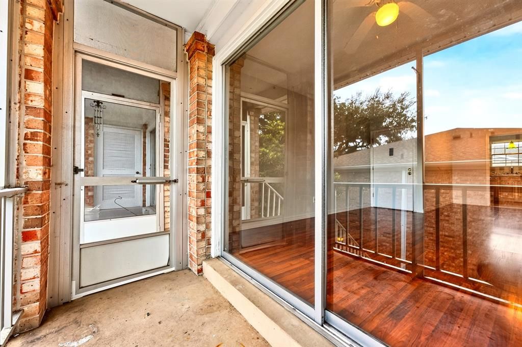 For Sale: $159,999 (2 beds, 1 baths, 1000 Square Feet)