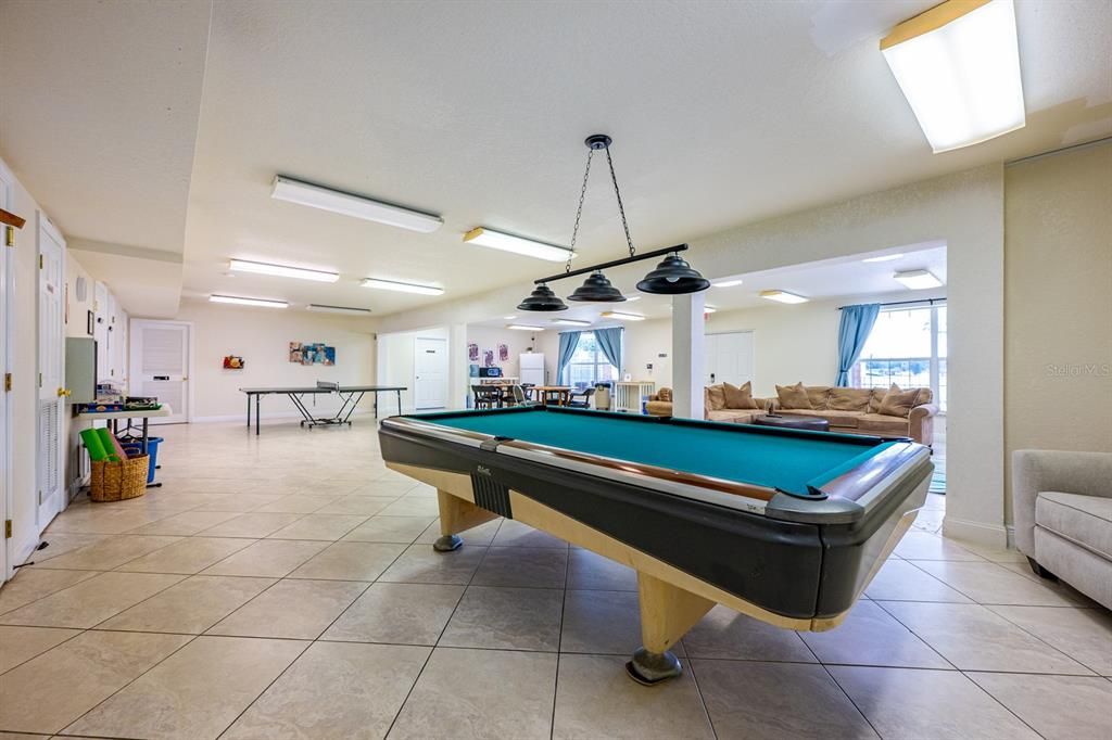 For Sale: $159,999 (2 beds, 1 baths, 1000 Square Feet)