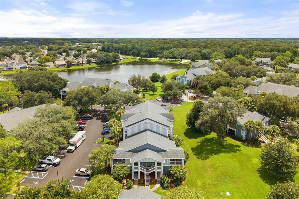 For Sale: $159,000 (2 beds, 2 baths, 912 Square Feet)