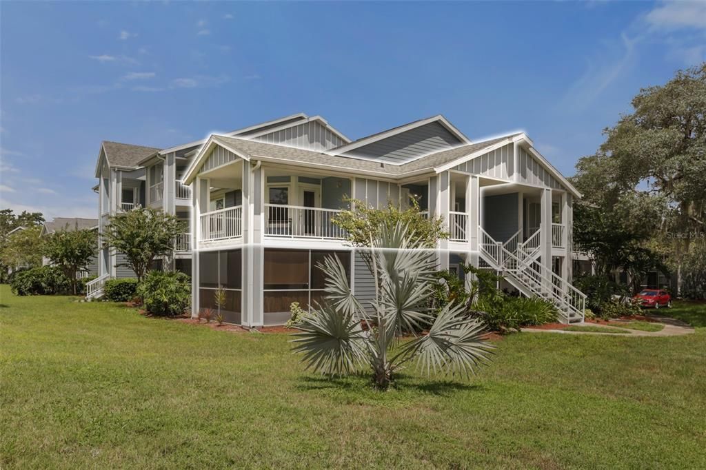 For Sale: $159,000 (2 beds, 2 baths, 912 Square Feet)