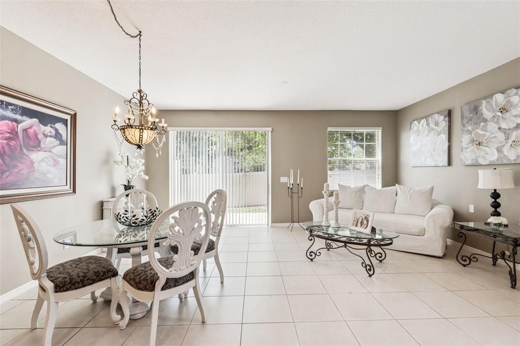For Sale: $365,000 (3 beds, 2 baths, 1861 Square Feet)