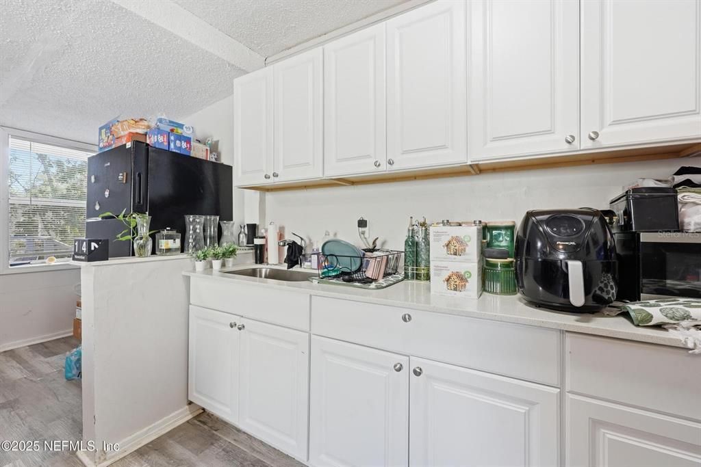 For Sale: $135,000 (3 beds, 2 baths, 1224 Square Feet)