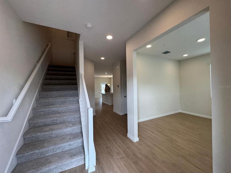 For Rent: $2,700 (3 beds, 2 baths, 2147 Square Feet)