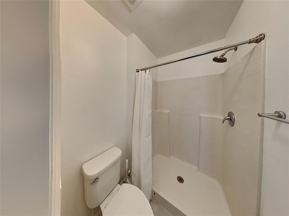В аренду: $2,295 (3 спален, 2 ванн, 1264 Квадратных фут)