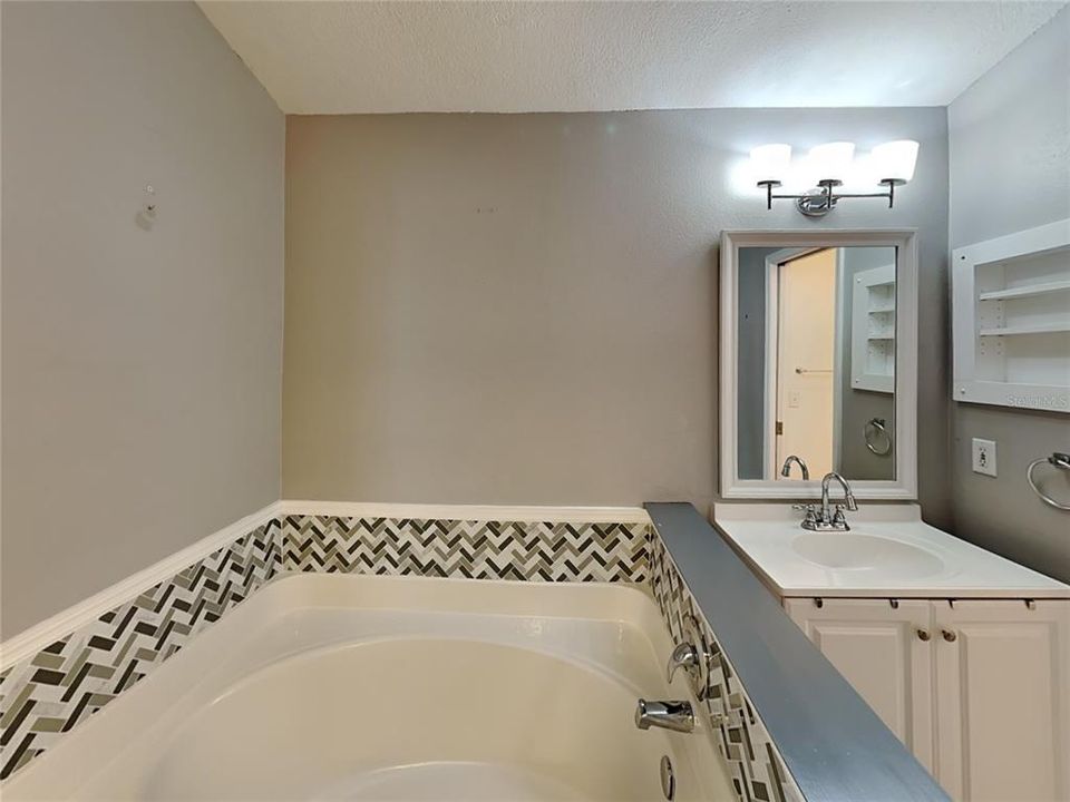 В аренду: $2,295 (3 спален, 2 ванн, 1264 Квадратных фут)