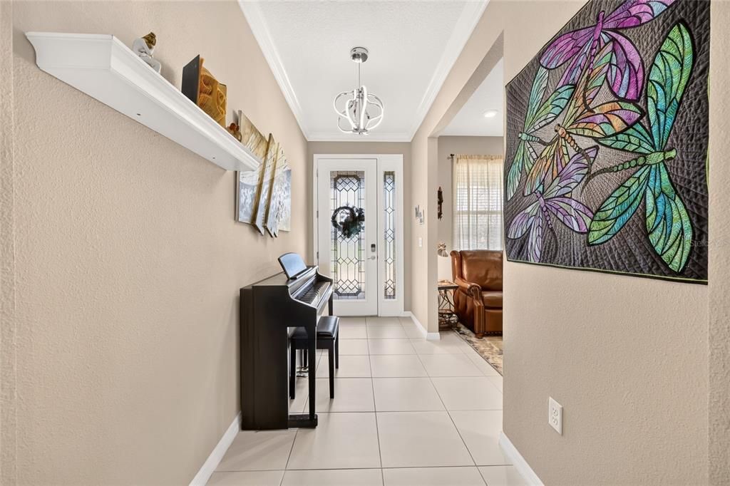 For Sale: $389,500 (3 beds, 2 baths, 1874 Square Feet)