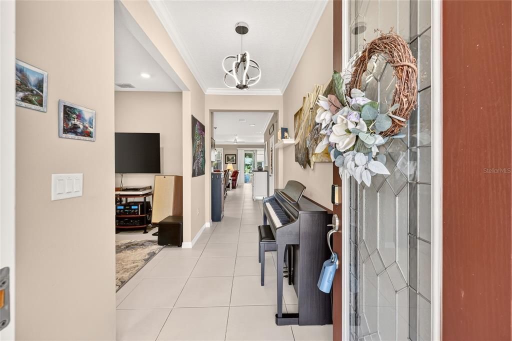 For Sale: $389,500 (3 beds, 2 baths, 1874 Square Feet)