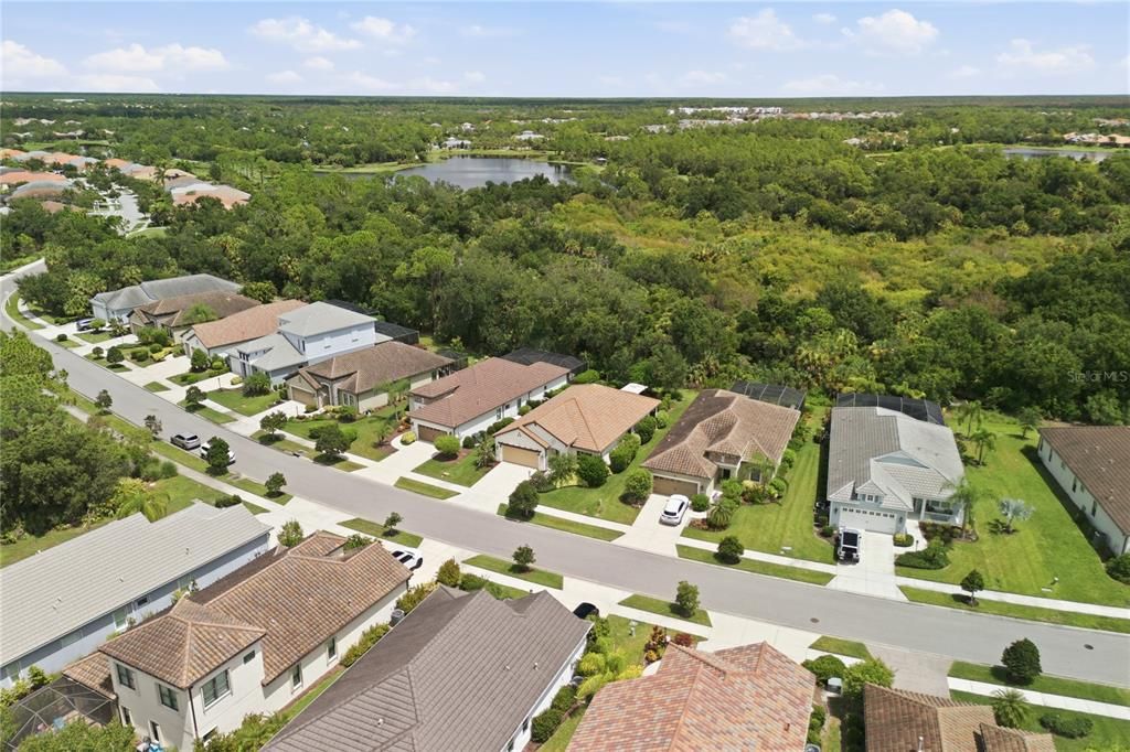 Active With Contract: $509,000 (3 beds, 2 baths, 1808 Square Feet)