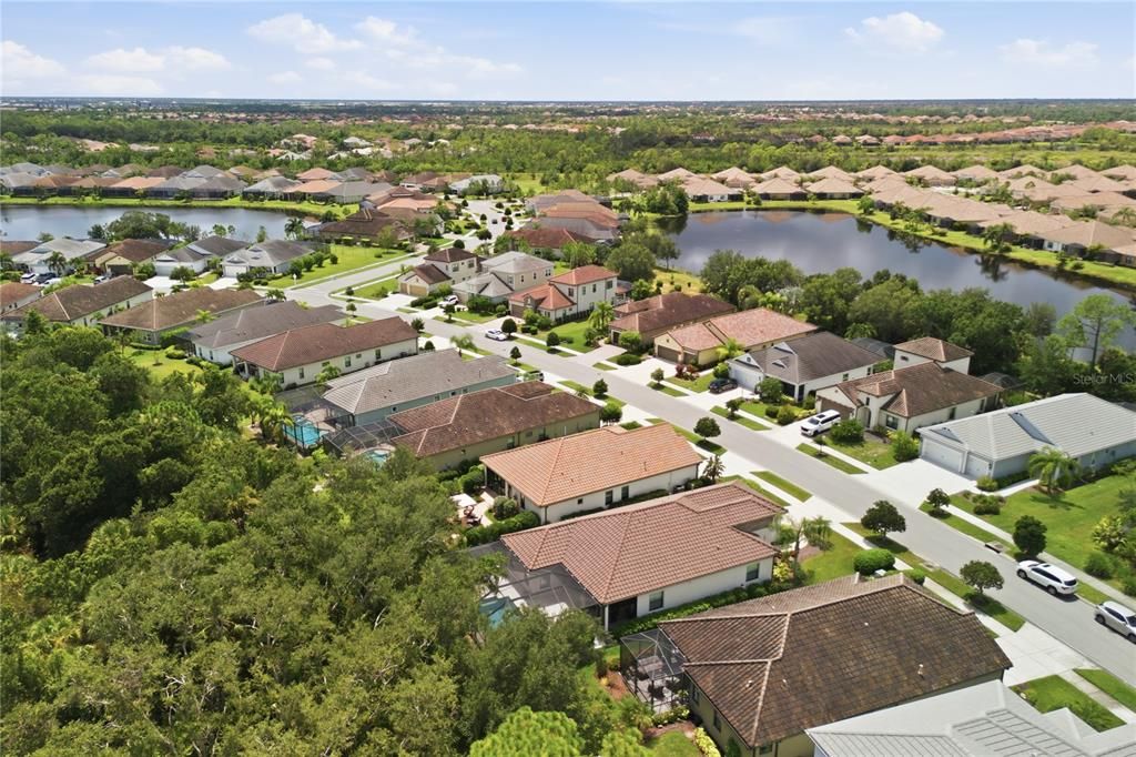 Active With Contract: $509,000 (3 beds, 2 baths, 1808 Square Feet)